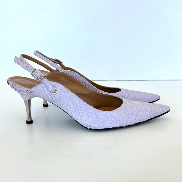 STUART WEITZMAN Lavender Snake Leather Silver Metal Heel Slingback Pump Sz 8.5 M - Picture 15 of 15